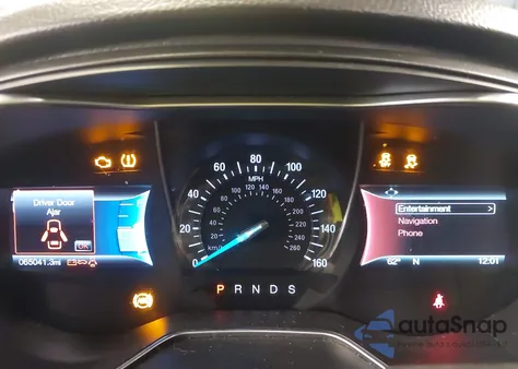 2017 Ford Fusion Titanium z USA, uszkodzony, nr VIN 3FA6P0D93HR197617